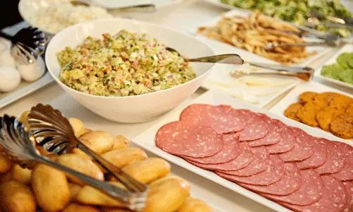 هتل بروس گاردن تفلیس